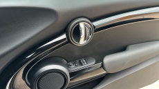 MINI Hatchback 1.5 Cooper Exclusive Premium 3dr Petrol Hatchback